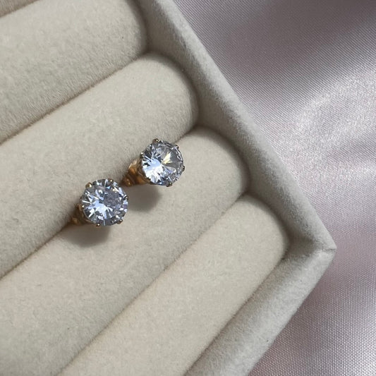 Sienna Studs Earrings - 7mm