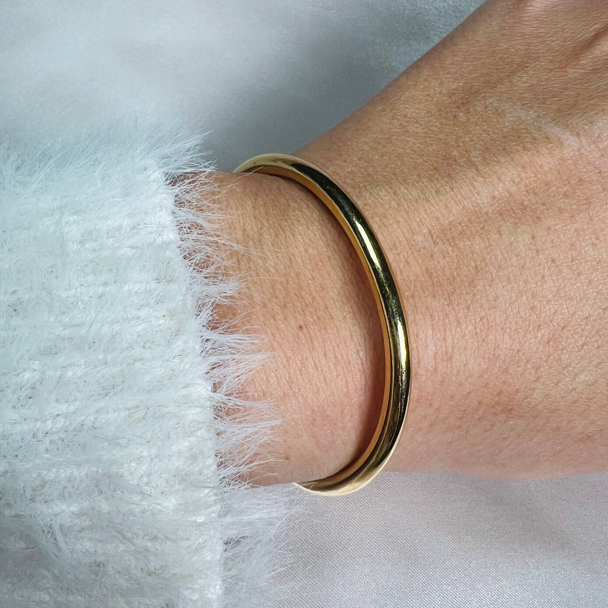 Beatrice Rounded Bangle