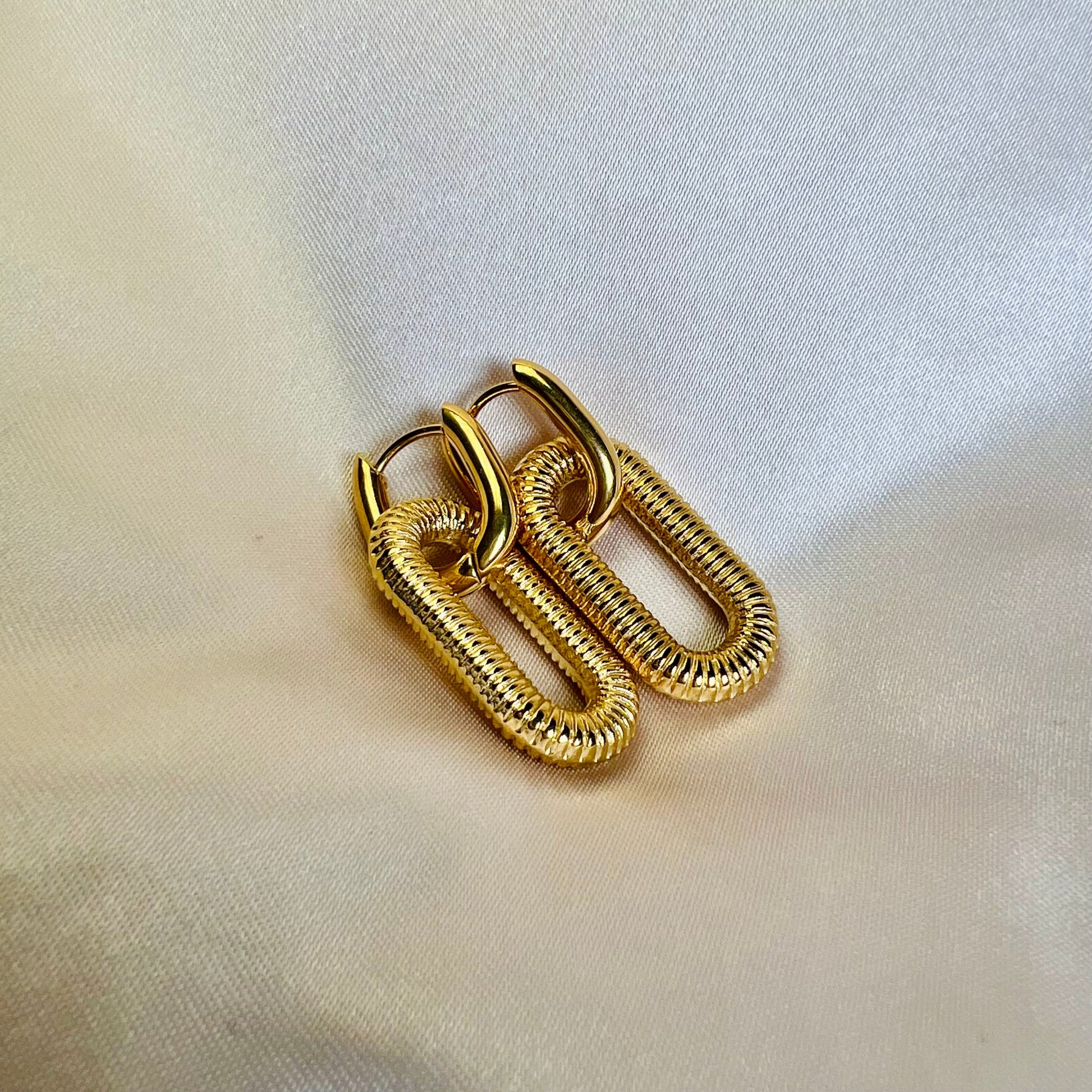 Cecilia Chain Link Earrings