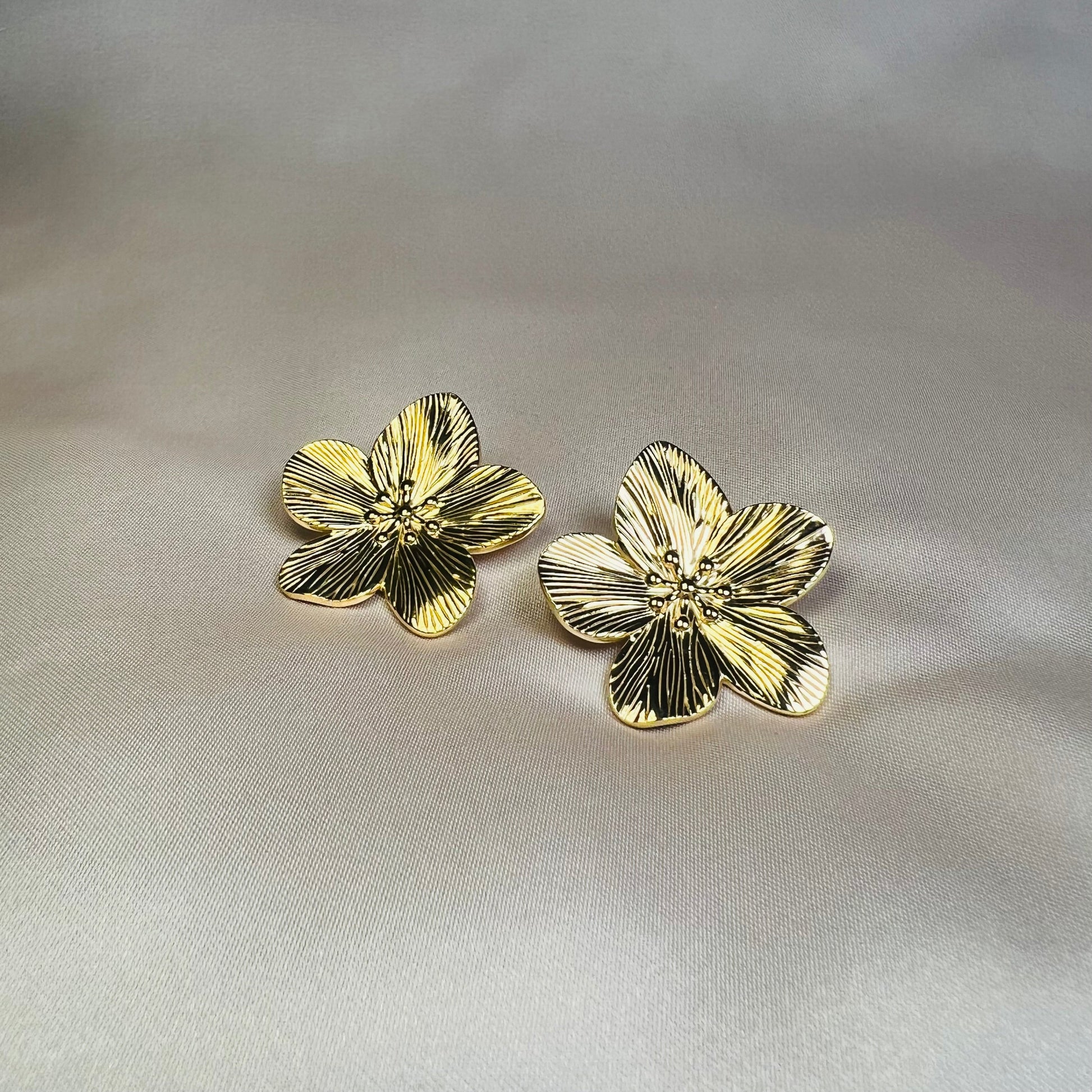 Fifi Flower Earrings
