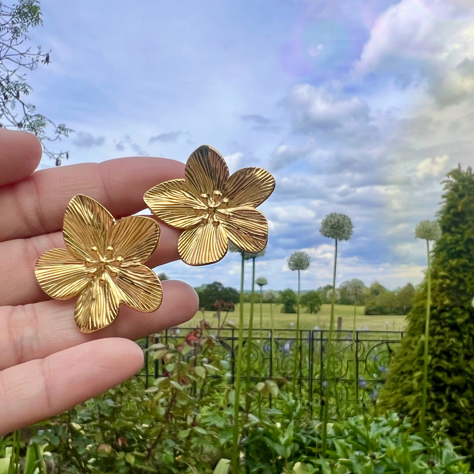 Fifi Flower Earrings