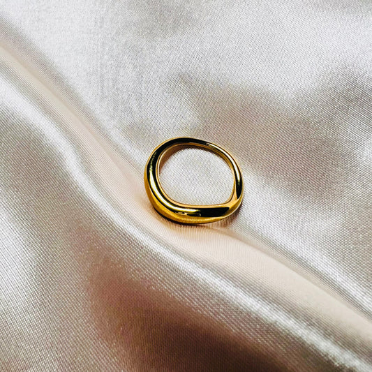 Wave Goodbye Ring