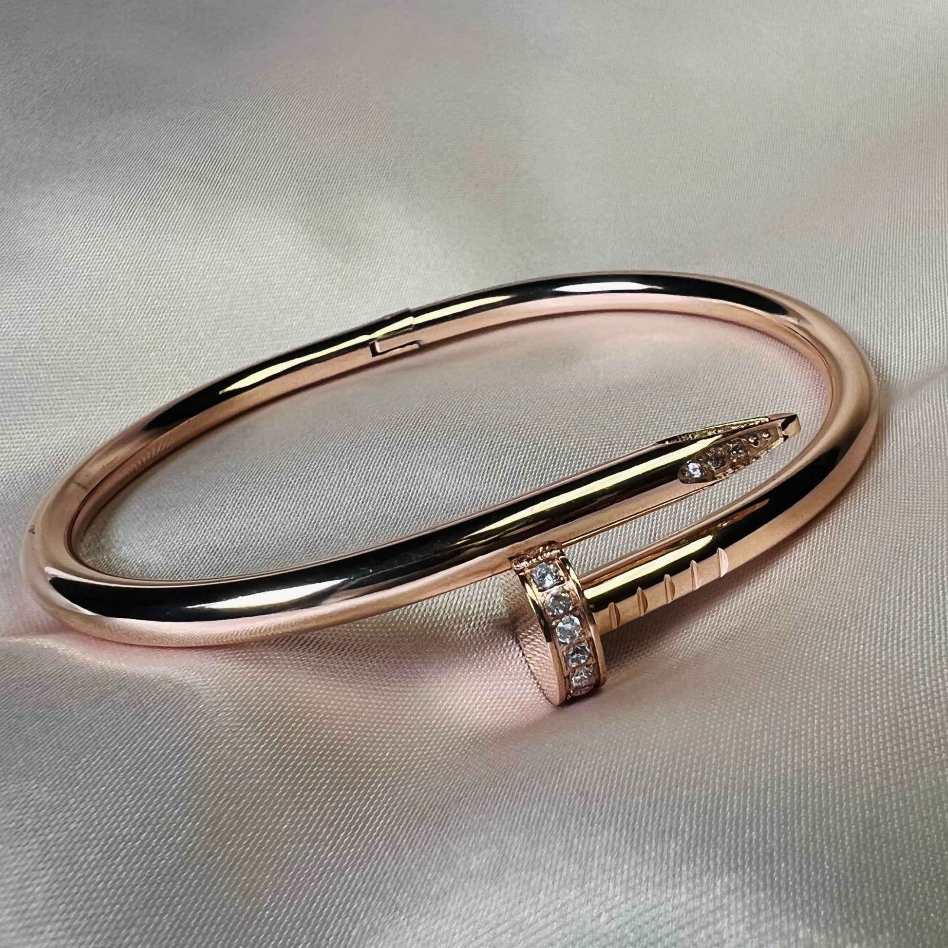 Natalia Nail Bangle Rose