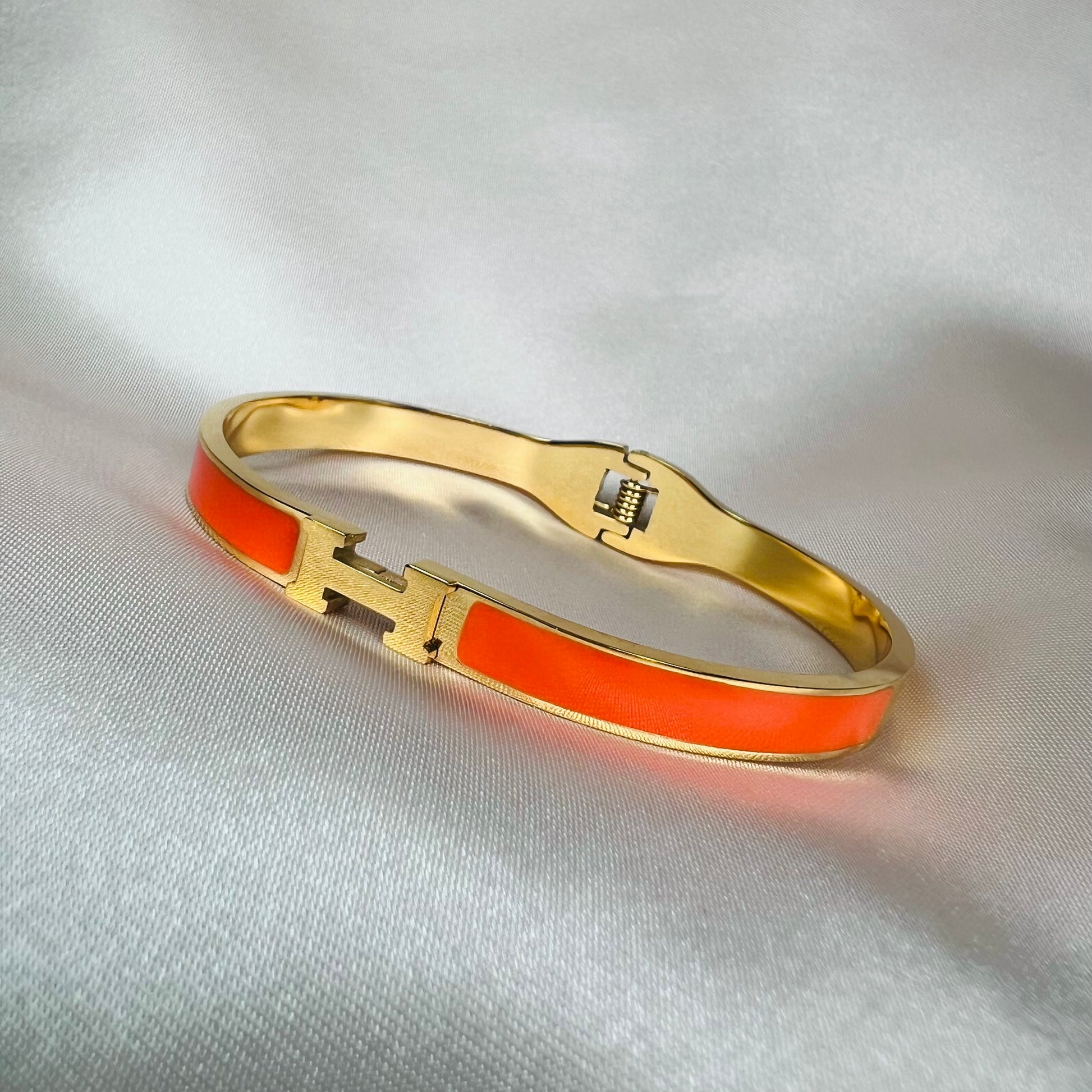 Natalia Nail Bangle Orange 