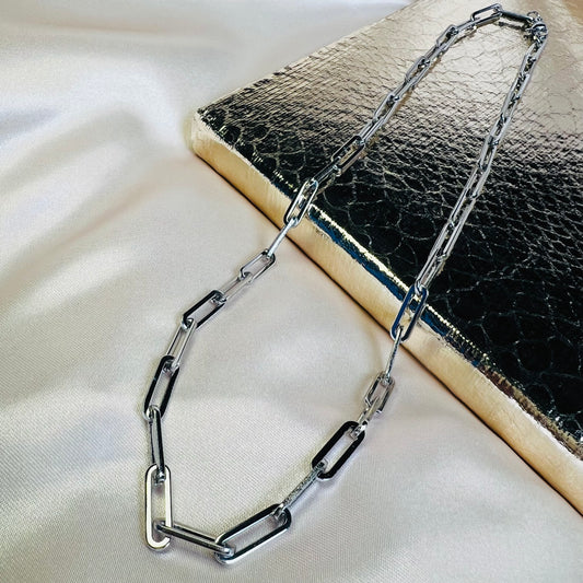Primrose Paperclip Necklace